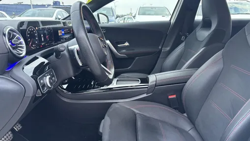 MERCEDES-BENZ A Klasa A 200 AMG Line 7G-DCT