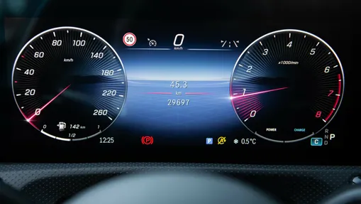 MERCEDES-BENZ A Klasa A 200 AMG Line 7G-DCT