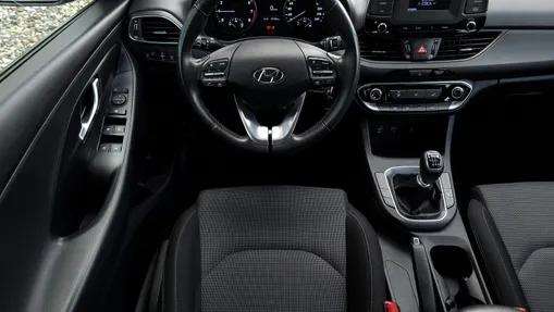 HYUNDAI i30 i30 1.0 T-GDI Modern