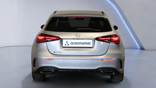 MERCEDES-BENZ A Klasa A 200 AMG Line 7G-DCT