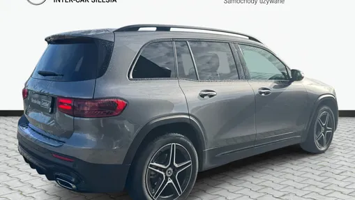 MERCEDES-BENZ GLB GLB 200 mHEV AMG Line 7G-DCT