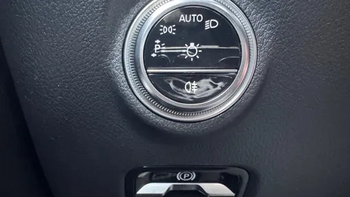 MERCEDES-BENZ C Klasa C 220 d mHEV AMG
