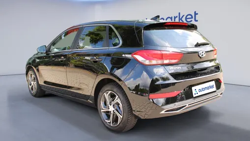 HYUNDAI i30 i30 1.5 T-GDI 48V Smart DCT