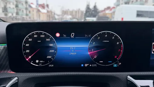 MERCEDES-BENZ A Klasa A 180 Progressive 7G-DCT