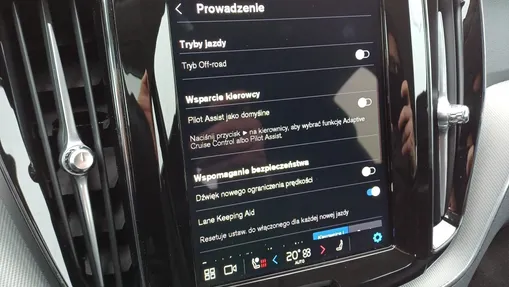 VOLVO XC60 XC60 B5 B AWD Plus Dark aut