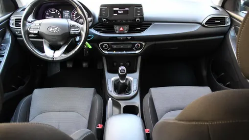 HYUNDAI i30 i30 1.5 DPI Modern