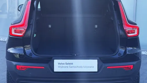 VOLVO XC40 XC40 T3 Momentum Core aut