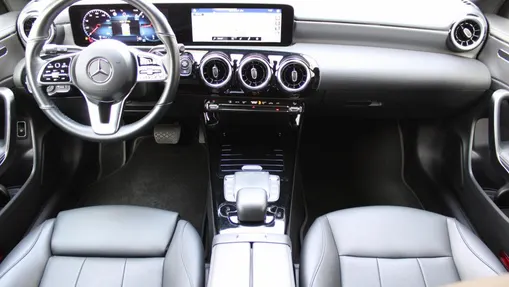 MERCEDES-BENZ CLA CLA 200 d Progressive 8G-DCT