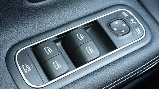 MERCEDES-BENZ CLA CLA 200 d 8G-DCT