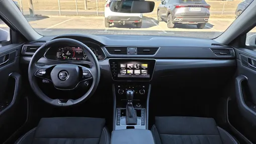 SKODA Superb Superb 2.0 TDI SCR Style DSG