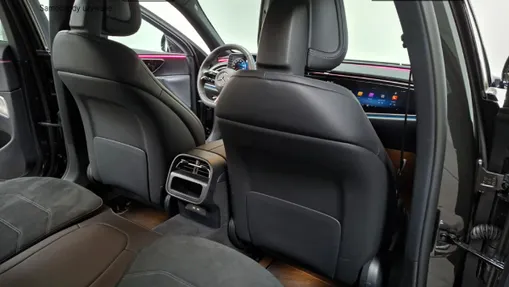 MERCEDES-BENZ E Klasa E 300 de PHEV 4-Matic AMG 9G-Tronic