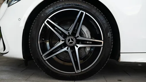 MERCEDES-BENZ C Klasa C 200 mHEV 4-Matic AMG