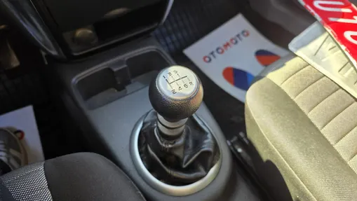 SUZUKI SX4 -