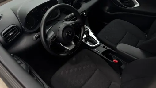 TOYOTA Yaris Yaris Hybrid 1.5 Comfort