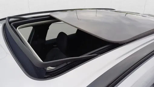 VOLVO XC60 XC60 T6 Plug-In Hybrid AWD Plus Dark aut