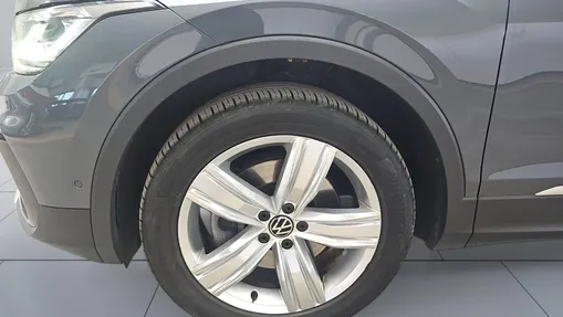 VOLKSWAGEN Tiguan Tiguan 2.0 TDI SCR 4Mot. Elegance DSG