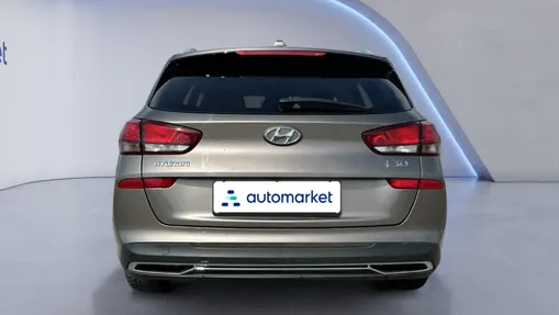 HYUNDAI i30 i30 1.0 T-GDI Smart
