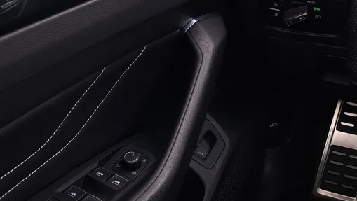 VOLKSWAGEN Arteon Arteon 2.0 TDI 4Motion R-Line DSG