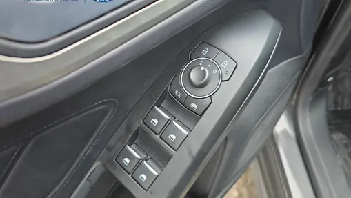 FORD Focus Focus 1.0 EcoBoost mHEV Titanium
