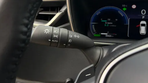 TOYOTA Corolla Corolla 2.0 Hybrid Comfort