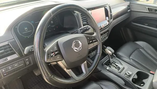 KGM / SSANGYONG Musso Musso Grand 2.2 e-XDi Quartz 4WD
