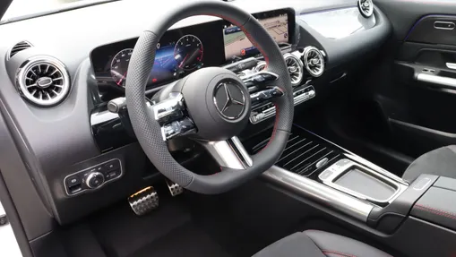 MERCEDES-BENZ GLA GLA 200 Nowy