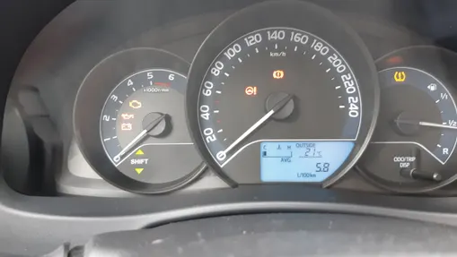 TOYOTA Auris Auris 1.4 D-4D Active