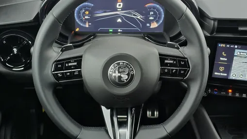 ALFA ROMEO Junior Junior 1.2 mHEV Ibrida eDCT Nowy