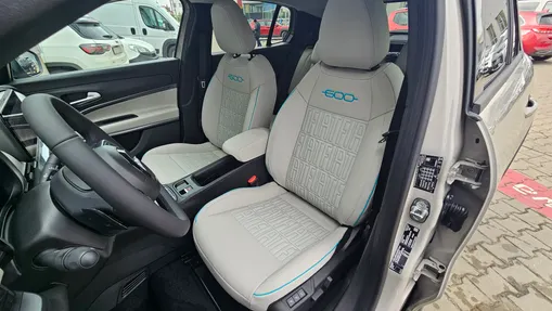 FIAT 600 600 1.2 Turbo Hybrid La Prima eDCT Nowy