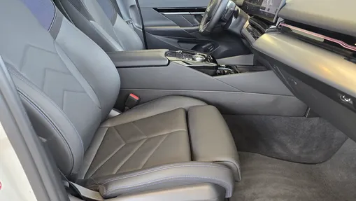 BMW Seria 5 520i mHEV M Sport aut