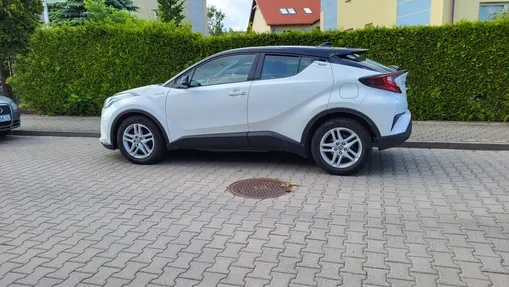 TOYOTA C-HR C-HR 1.8 Hybrid Business
