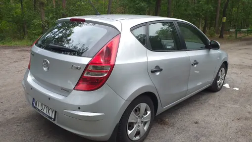 HYUNDAI i30 i30 1.6 CRDi Base +