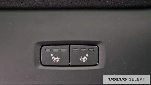 VOLVO XC60 XC60 T6 Plug-In Hybrid AWD Plus Dark aut
