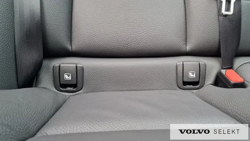 VOLVO XC60 XC60 T6 Plug-In Hybrid AWD Plus Dark aut