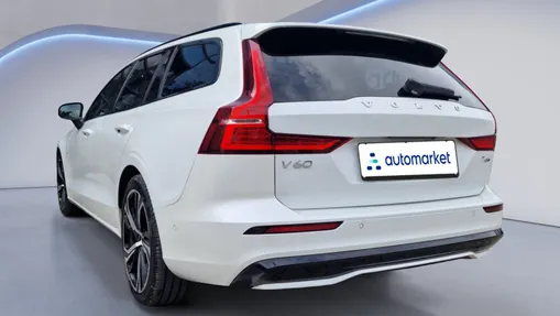 VOLVO V60 V60 T6 AWD Plug-In Hybrid Plus Dark aut