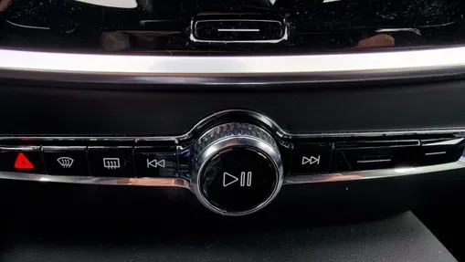 VOLVO V60 V60 T6 AWD Plug-In Hybrid Plus Dark aut