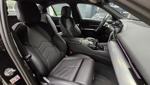 BMW Seria 5 520i mHEV M Sport aut