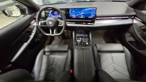 BMW Seria 5 520i mHEV M Sport aut