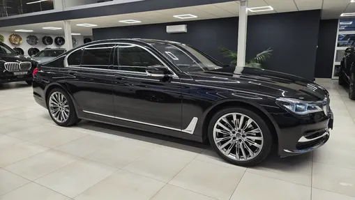 BMW Seria 7 730d xDrive sport-aut