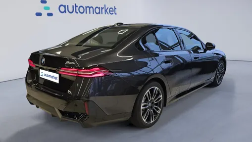 BMW Seria 5 520i mHEV M Sport aut