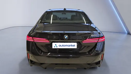 BMW Seria 5 520i mHEV M Sport aut