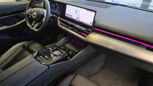 BMW Seria 5 520i mHEV M Sport aut