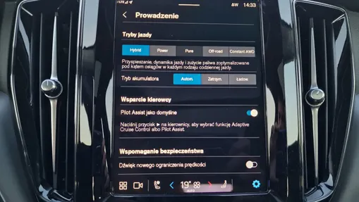 VOLVO XC60 XC60 T6 Plug-In Hybrid AWD Core aut