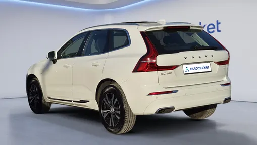 VOLVO XC60 XC60 T6 Plug-In Hybrid AWD Essential aut