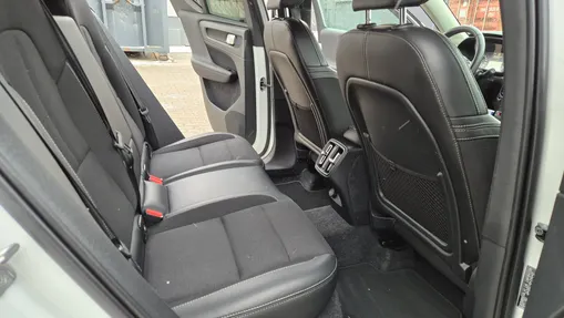 VOLVO XC40 XC40 T3 Momentum Pro aut