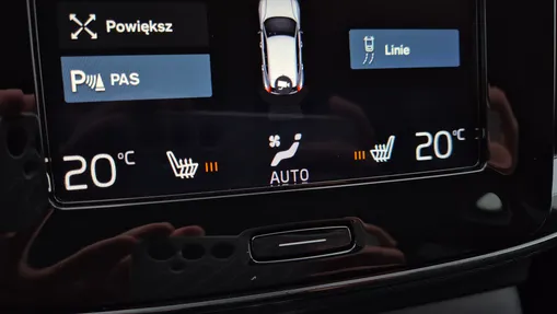 VOLVO XC40 XC40 T3 Momentum Pro aut