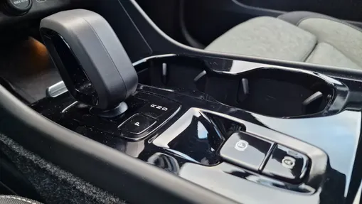 VOLVO XC40 XC40 B4 AWD Plus Dark aut