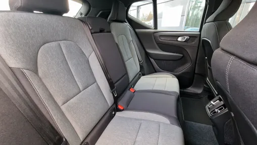 VOLVO XC40 XC40 B4 AWD Plus Dark aut