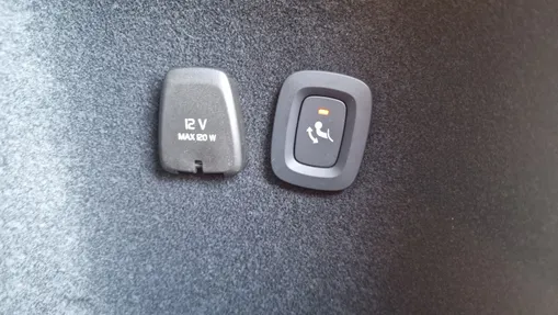 VOLVO V60 V60 B4 B Plus Dark aut