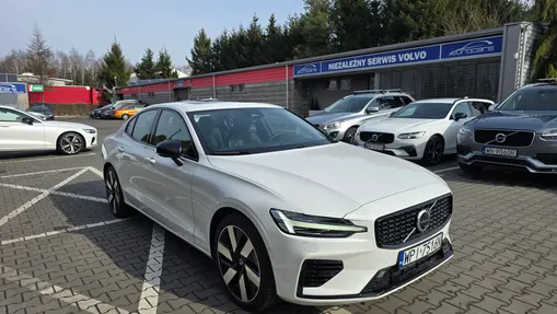 VOLVO S60 S60 T8 AWD Plug-In Hybrid Polestar Engineered aut